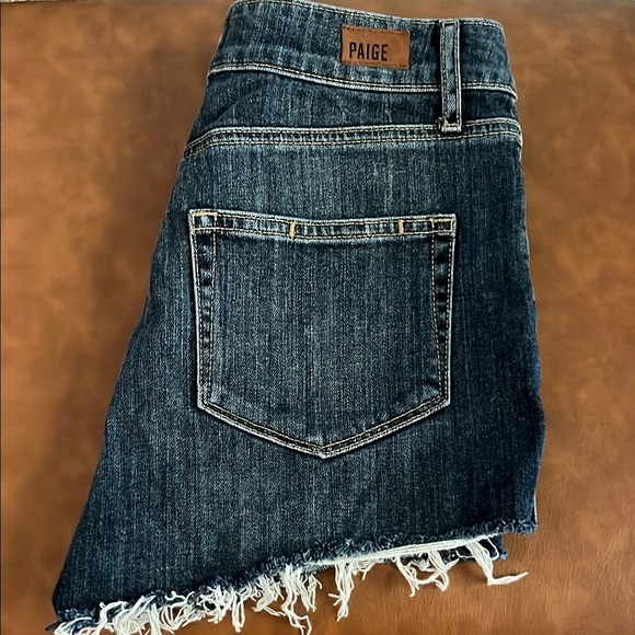 Paige High Rise Shorts Size 25 - Picture 3 of 16